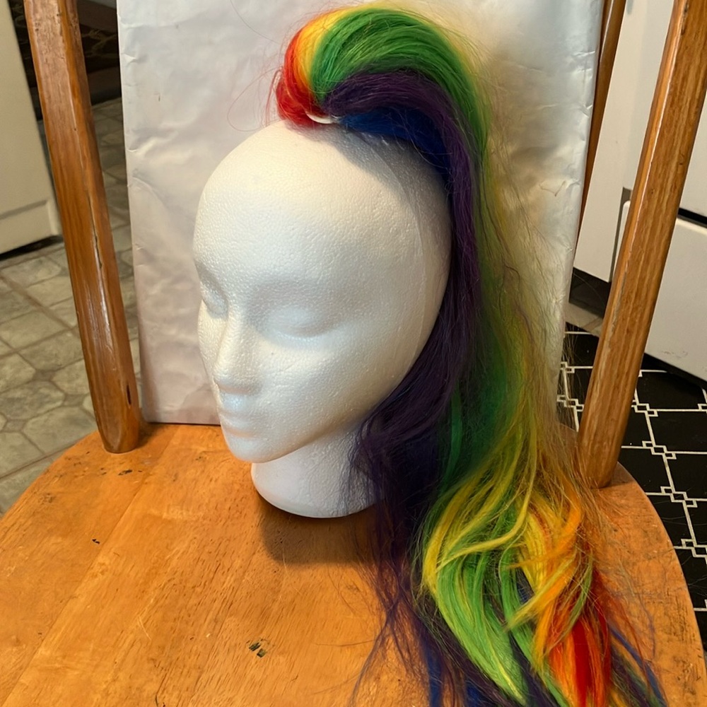 Like new , may have been worn once Clip on extension / wig in wonderful rainbow